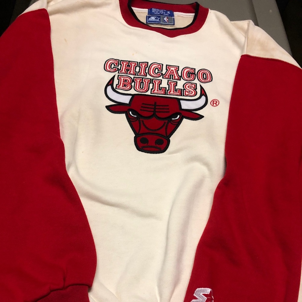 Vintage Starter Chicago Bulls Sweatshirt Embroidered